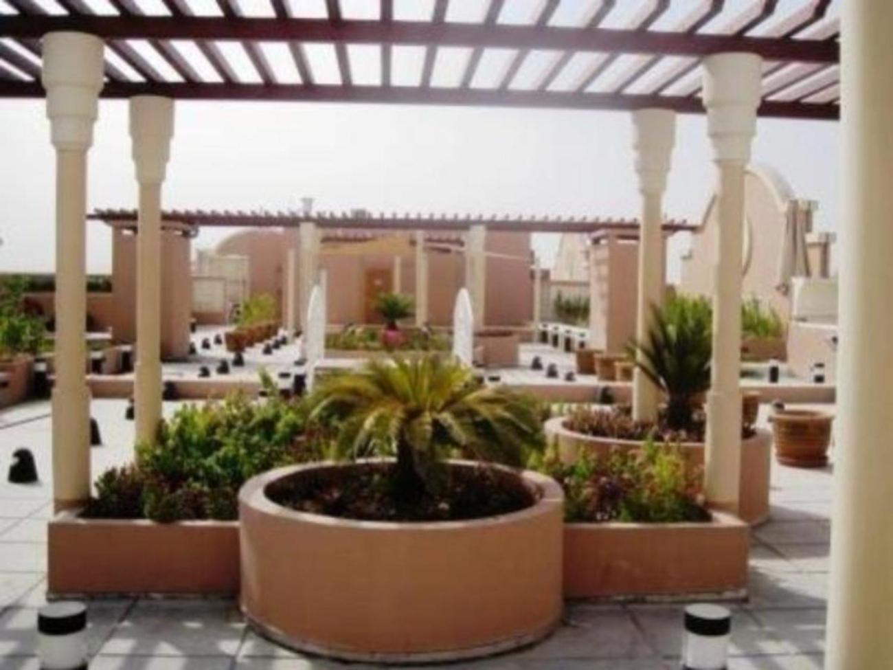 Huge Entire Apartment For Couples ,Families & Groups -Up To 5 Guests- With Free Pool, Steam & Sauna ,Jvc,Dubai Dış mekan fotoğraf